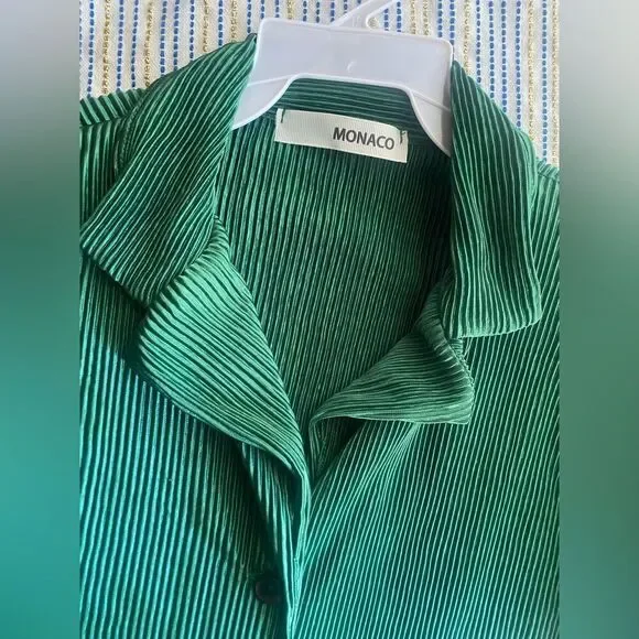 MONACO Suit Women Green 2 Pieces Shirt and pants set Sz L very comfortable NEW